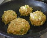 大人の味のホットソース煮＊鶏ハンバーグ作り方3写真