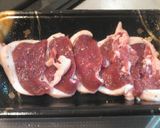【簡単焼くだけ】鴨肉と二種の葱ソース添え作り方1写真