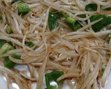 簡単なのに豪華で激安！豚ともやし炒め♪作り方3写真