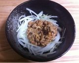 玉ねぎ かつお節 納豆卵作り方2写真