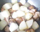 愛情たっぷり♡わが家の牛バラと大根の煮物作り方3写真