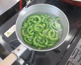 サンマかば焼き缶とゴーヤーのくるみ和え作り方3写真