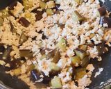温玉のせ！茄子と鶏ミンチの甘辛そぼろ丼作り方4写真