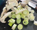 もつ鍋スープでネギとエリンギの炊き込みご飯作り方2写真