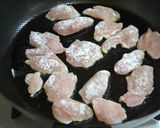 鶏ささみとニラのピリ辛豆板醤炒め作り方3写真