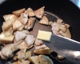 たけのこと鶏胸肉のガリバタ炒め作り方5写真