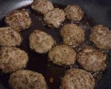 甘辛たれとチーズのコラボ＊絶品ハンバーグ作り方5写真