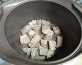 牛肉の赤ワイントマトソース煮作り方3写真