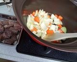 牛肉の赤ワイントマトソース煮作り方4写真