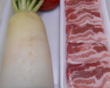 本つゆで豚ばら肉と大根の煮物作り方1写真