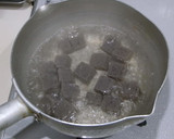 お弁当に重宝！めんつゆ浸すだけの染み蒟蒻作り方1写真