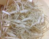 牡蠣と鶏つくねのピリ辛味噌鍋作り方3写真