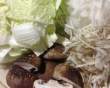 牡蠣と鶏つくねのピリ辛味噌鍋作り方5写真