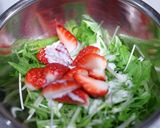 イチゴと水菜のサラダ作り方3写真