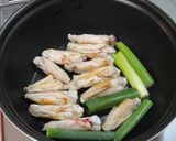 [簡単]万能！鶏の手羽中スープ作り方2写真