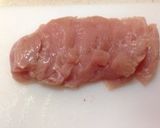 鶏胸肉で♪＊とろ〜りチーズのチキンカツ＊作り方1写真