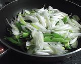 生姜味噌油揚げ✿ ねぎ塩焼きそば作り方7写真