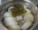 [簡単]大根と厚揚げの手羽中スープ煮作り方1写真