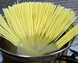 カリッカリスパゲティのバジルソースかけ作り方1写真