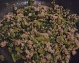 簡単コクうま＊かぶの葉と挽き肉の佃煮風作り方3写真