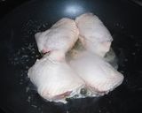 白ワインとクリーム風味のチキン作り方1写真