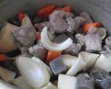 ブロック肉とこんにゃくの煮もの作り方4写真