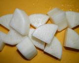 面取り簡単☆大根と鶏の手羽元煮込み作り方1写真
