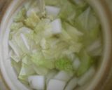 土鍋で余った焼き餃子の味噌汁作り方3写真