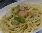 簡単☆アボカドとシーフードのクリームパスタ作り方7写真