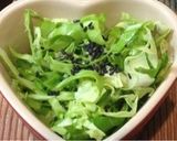 お手軽副菜☆キャベツと黒ごまのサラダ作り方3写真