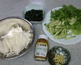ヘルシー♪山芋なめ茸サラダ作り方1写真