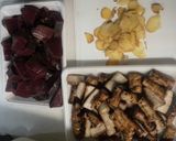 ○○家特産ケロちゃんの鹿肉味噌煮込み作り方1写真