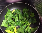 ☆鶏つくねとほうれん草の炒め煮作り方5写真