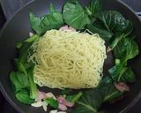 小松菜とベーコンのペペロンチーノ風焼そば作り方5写真