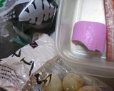 かまぼこ・わかめ・もちふのすまし汁作り方1写真