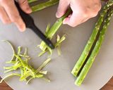 とろ〜りチーズのアスパラマヨ焼き作り方1写真