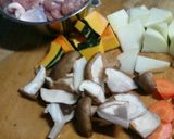 鳥モモ肉と野菜のトロっとした煮物作り方2写真