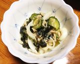 ﾜｶﾒとｷｭｳﾘとﾂﾅと玉ねぎの酢の物作り方6写真