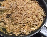 宇都宮風?豚キムチ餃子ソース焼きそば♥作り方6写真