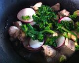 鶏肉とラデイッシュのオイルパスタ作り方4写真