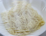高原レタスと胡瓜のバター醤油焼きそば作り方1写真