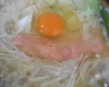鮭と白菜と卵入り味噌煮込みうどん作り方9写真