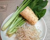 小松菜と長芋のもやしのお味噌汁♡作り方1写真