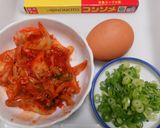 土鍋で白菜キムチと卵のコンソメスープ作り方1写真