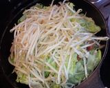 豚肉とレタスのさっぱり蒸し鍋作り方3写真