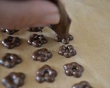 バレンタインに小さなお花チョコ作り方15写真