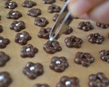 バレンタインに小さなお花チョコ作り方16写真