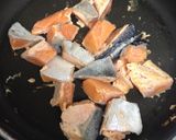 とろ〜り♪鮭のピザ風チーズ焼き♪♪♪作り方2写真