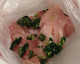 鶏むね肉とハーブのさっぱり塩炒め作り方2写真