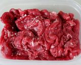フライパンで塩麹牛肉ごぼう油揚げの炒め煮作り方1写真